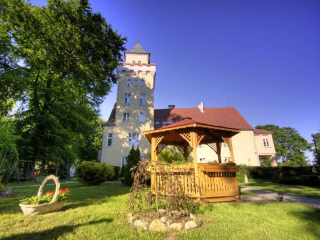 SCHLOSS Nowęcin Suiten Zimmer Unterkunft in einem Schloss am Meer rund um Leba